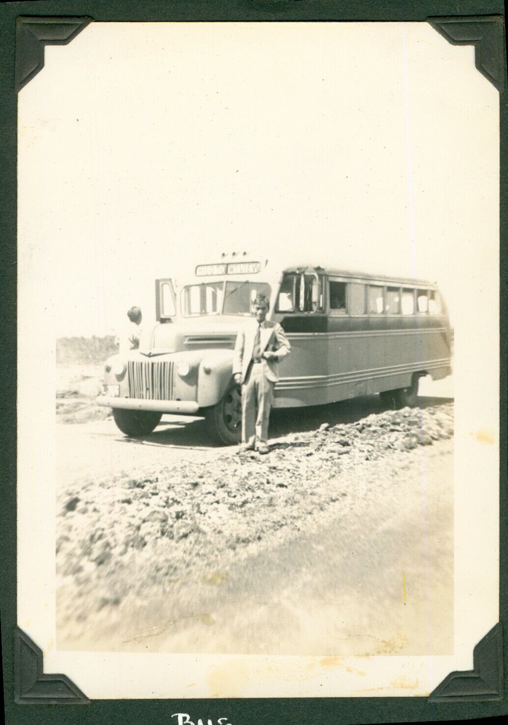 1940's T. Yoshiura's  Hilo Hawaii Photo #2 Bus, Hilo To Mt View