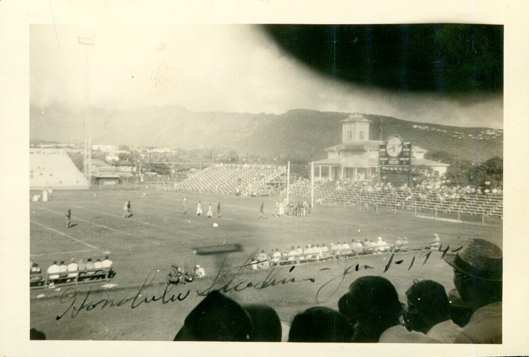 Jan 1 1943  Wwii Us Army 93rd Ca Gi's Honolulu Stadium Football Game Photo
