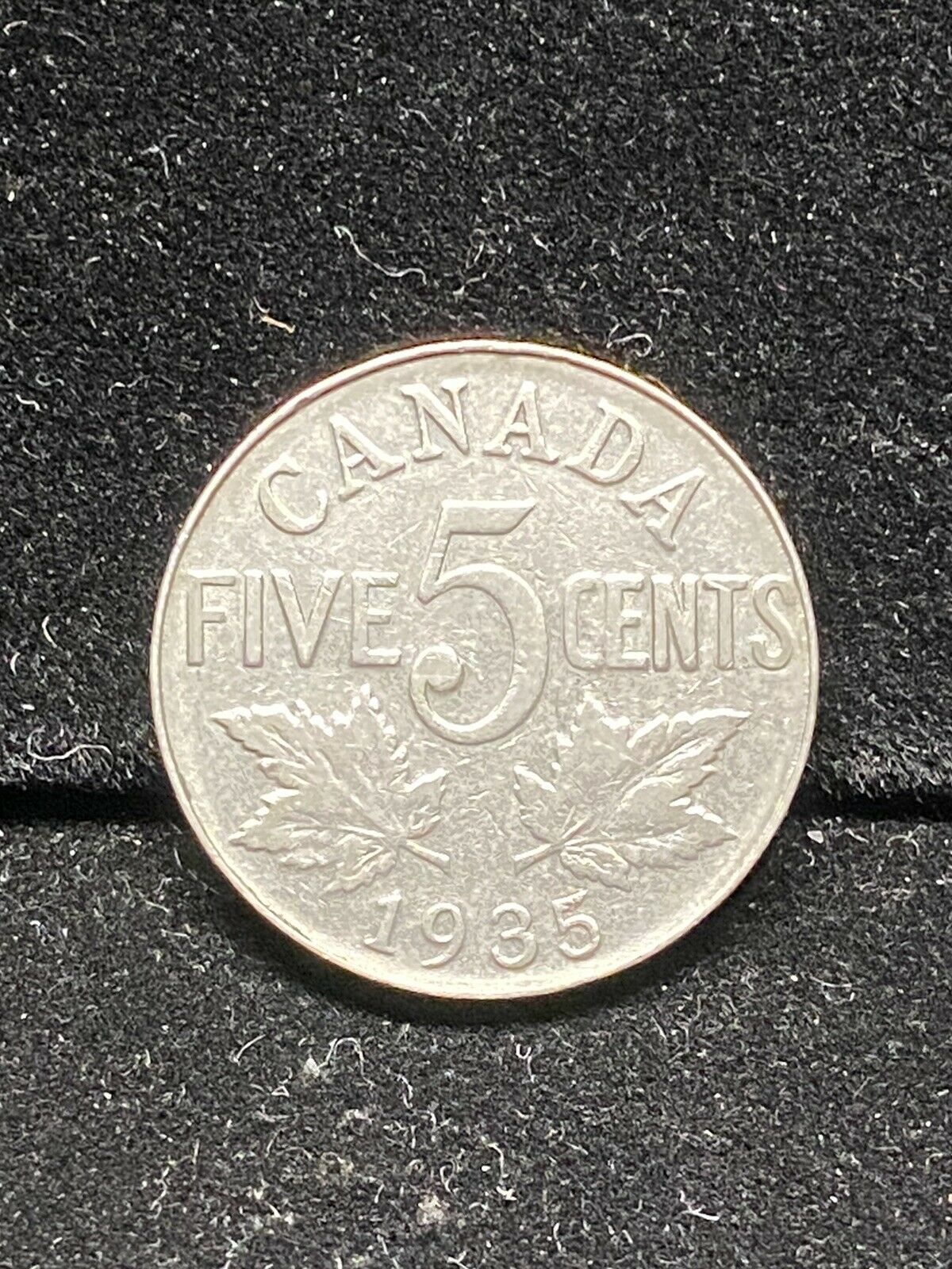 1935 Canada 5 Cents